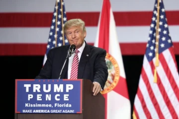 Donald Trump le 10 août 2016 pendant un meeting de campagne au Silver Spurs Arena à Kissimmee, Florida