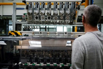 Reprise des négociations patronat/syndicats sur l'emploi des seniors, après la hausse à 64 ans de l'âge de la retraite