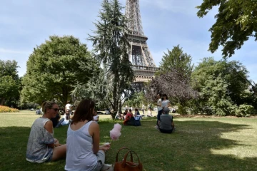 Le Champ-de-Mars à Paris le 13 août 2016