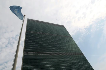 La Russie et la Chine ont mis mardi leur veto à une résolution de l'ONU qui prévoyait des sanctions contre la Syrie pour son utilisation d'armes chimiques dans le conflit qui ensanglante le pays depuis près de six ans.