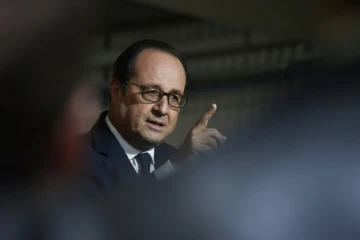 Le président François Hollande lors d'une visite à Campsas (sud-ouest) le 5 mai 2017
