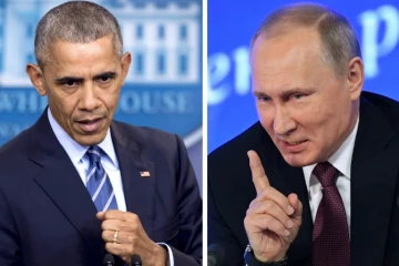 Un combo avec une photo de Barack Obama du 16 décembre 2016 à la Maison Blanche et une photo de Vladimir Poutine du 23 décembre 2016 à Moscou