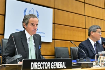 Le directeur général de l'AIEA, Rafael Grossi (g), à l'ouverture du Conseil des gouverneurs de l'AIEA, le 6 juin 2022 à Vienne 