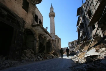 Une rue de la ville syrienne d'Alep bombardée, le 16 septembre 2016