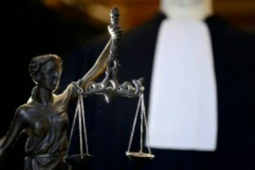 Trois jeunes Français radicalisés, soupçonnés d'avoir projeté en 2015 l'attaque d'un site militaire du cap Béar,  sont jugés à partir de lundi devant la cour d'assises des mineurs de Paris