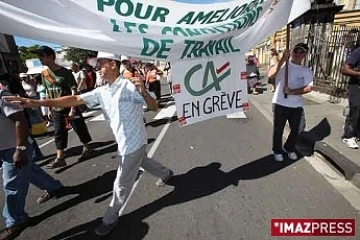 Lundi 20 Avril 2009

Manifestation de la CGSS et du crédit agricole