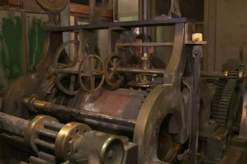 Capture d'écran d'une vidéo de l'AFPTV montrant l'horloge de l'Eglise de la Sainte-Trinité à Paris, le 20 juin 2019 