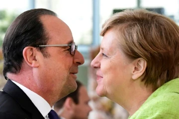 Le président français François Hollande et la chancelière Angela Merkel à Berlin, le 8 mai 2017