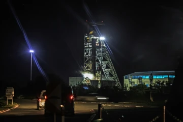 Image prise le 1er février 2018 de la mine de Theunissen, en Afrique du Sud, où un millier de mineurs sont bloqués dans une galerie depuis 24h