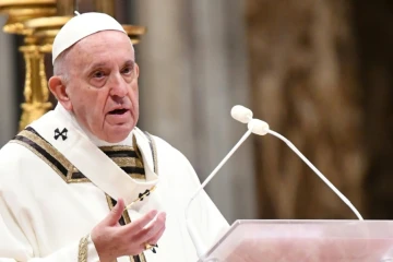 Le pape François lors de la messe de Noël en la basilique Saint-Pierre de Rome, le 24 décembre 2019 au Vatican