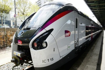 Le ministre délégué aux Transports Clément Beaune annonce que la SNCF allait proposer pour cet été 200.000 billets à 19 euros pour des trajets en Intercités, soit ses grandes lignes hors TGV