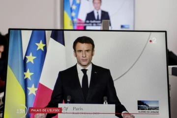 Le président Emmanuel Macron s'exprime sur la situation en Ukraine, le 24 février 2022 à l'Elysée, à Paris