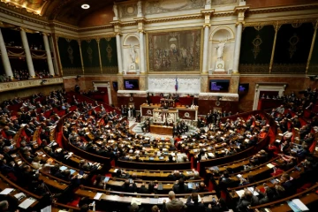 L'ancien Premier ministre Bernard Cazeneuve lors d'un discours devant l'Assemblée nationale le 13 décembre 2016 à Paris