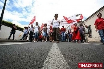 Manifestation des techniciens et ouvriers de service en emploi précaire au sein de l'Éducation nationale (Photo archives)