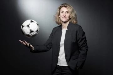 L'ancienne capitaine de l'équipe de France de football, Marinette Pichon, lors d'une séance photos, le 4 avril 2018 à Paris 
