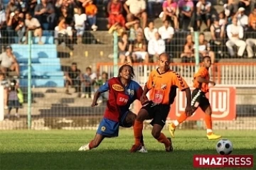 Dimanche 8 novembre 2009 - L'Excelsior remporte la coupe régionale de France de football en battant Sainte-Marie par 2 buts à 1 au stade Michel Volnay de Saint-Pierre