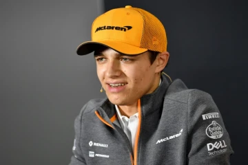 Le jeune pilote de britannique de F1 Lando Norris (McLaren), 19 ans, en conférence de presse, le 28 mars 2019 à Sakhir