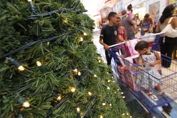 Les sapins artificiels séduisent de plus en plus les foyers réunionnais