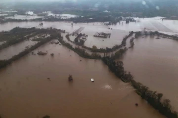 Photo fournie par la sécurité civile le 24 novembre 2019 montrant une zone inondée au Luc, dans le Var 