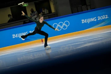 Kamila Valieva à l'entraînement le 12 février 2022 dans la patinoire olympique à Pékin 