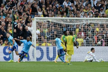 L'attaquant marseillais Lucas Ocampos (g) vient de marquer l'unique du match entre Nantes et l'OM, le 12 août 2017 à la Beaujoire