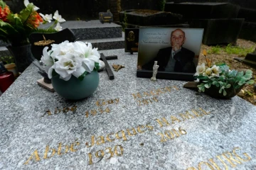 La tombe du père Hamel, le 26 juillet 2021, dans le cimetière de la basilique de Bonsecours à Rouen