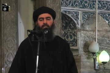 Capture d'écran d'une vidéo de propagande d'al-Furqan Media montrant le chef du groupe État islamique (EI), Abou Bakr al-Baghdadi, le 5 jullet 2014.