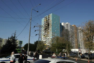 Un immeuble résidentiel endommagé suite à une attaque de drone à Ramenskoye, dans la région de Moscou, le 10 septembre 2024