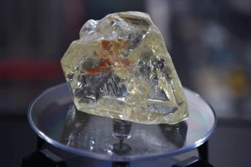 Le "diamant de la paix" vendu aux enchères par la maison Rapaport Group le 4 décembre 2017 à New York. pour 6,5 millions de dollars