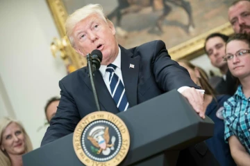Le président américain Donald Trump  s'exprime à  Washington, DC le 15 juin 2017