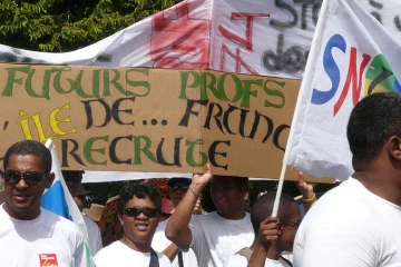 Les enseignants dans la manifestation du 1er mai 2010 (Photo.MT)