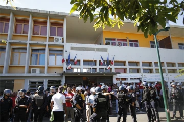 Mercredi 12 mai 2010 - Saint-Louis - Les employés municipaux de Saint-Louis en grève