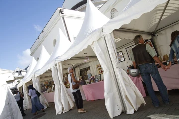 Vendredi 21 Mai 2010

Marché de l'artisanat  de la cathédrale