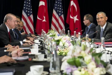Le président américain Barack Obama (d) et son homologue turc Recep Tayyip Erdogan en marge du sommet du G20 à Hangzhou, en Turquie, le 4 septembre 2016 