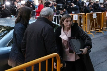 La présidente indépendantiste du Parlement régional de Catalogne Carme Forcadell arrive à la Cour suprême de Madrdi, le 9 novembre 2017