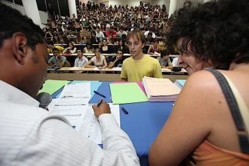 Lundi 5 Juin 2010

Choix pour les étudiants en médecine

Photo Marie Trouvé