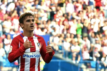 Antoine Griezmann célèbre un but, le 17 septembre 2016 lors du match Atlético Madrid - Gijon au stade Vicente-Calderon