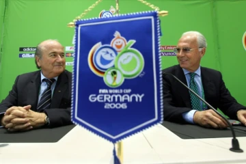 Joseph "Sepp" Blatter, alors président de la Fifa, et Franz Beckenbauer à Munich en 2006