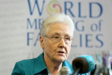 Ancienne victime d'abus sexuels de la part d'un prêtre, Marie Collins lors d'une table ronde lors de la Rencontre mondiale des familles organisée  par la Royal Dublin Society (RDS) à Dublin, le 24 août 2018