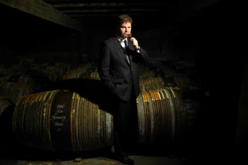 Renaud Fillioux, maître assembleur de la maison de cognac Hennessy à Cognac, dans le sud-ouest de la France, le 2 août 2017