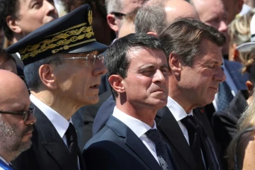 Le Premier ministre Manuel Valls en compagnie de Christian Estrosi, à Nice, le 18 juillet 2016