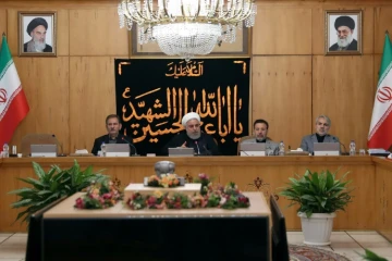 Photo fournie par la présidence iranienne le 4 septembre 2019, montrant le président Hassan Rohani (2-G) en Conseil des minitres à Téhéran