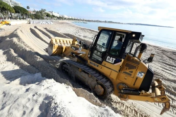 Travaux pour agrandir la plage de Cannes, le 29 janvier 2018