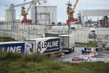 Camions à Calais le 23 décembre 2020