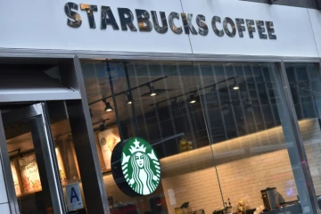 Un café Starbucks à New York le 17 avril 2018
