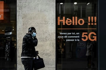 C'est la fin d'un long feuilleton politique: les opérateurs télécoms Orange et SFR ont donné le coup d'envoi de la 5G à Paris où le réseau sera mis en service à partir de vendredi
