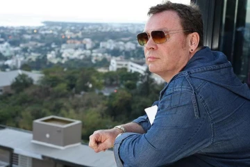 Jeudi 9 Décembre 2010

Ali Campbell