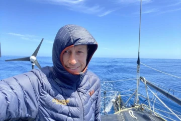 Le navigateur Armel Tripon, à bord de son monocoque "L'Occitane en Provence", le 7 décembre 2020 lors du Vendée Globe