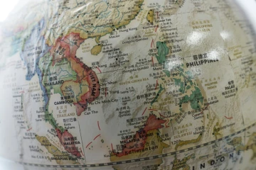 Partie du globe montrant la mer de Chine méridionale où, selon les Philippines, la Chine serait en train de construire secrètement une île