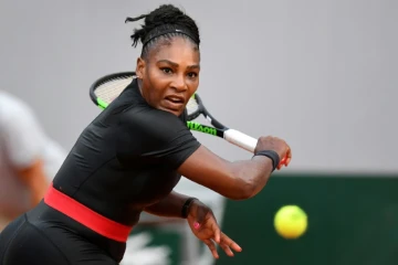 L'Américaine Serena Williams face à l'Australienne Ashleigh Barty au 2e tour à Roland-Garros, le 31 mai 2018 